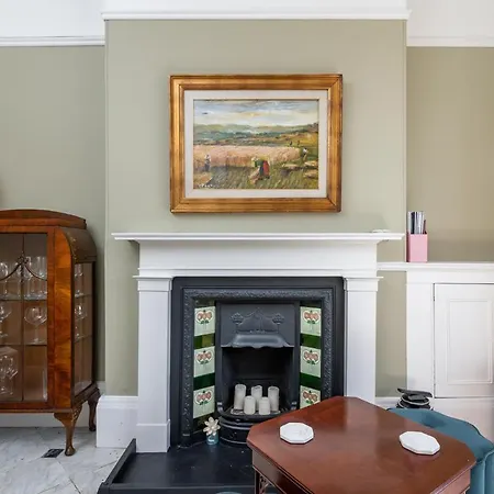 Pass The Keys Opulent 4 Bed House In Yo1 With Riverside Views Holiday home *